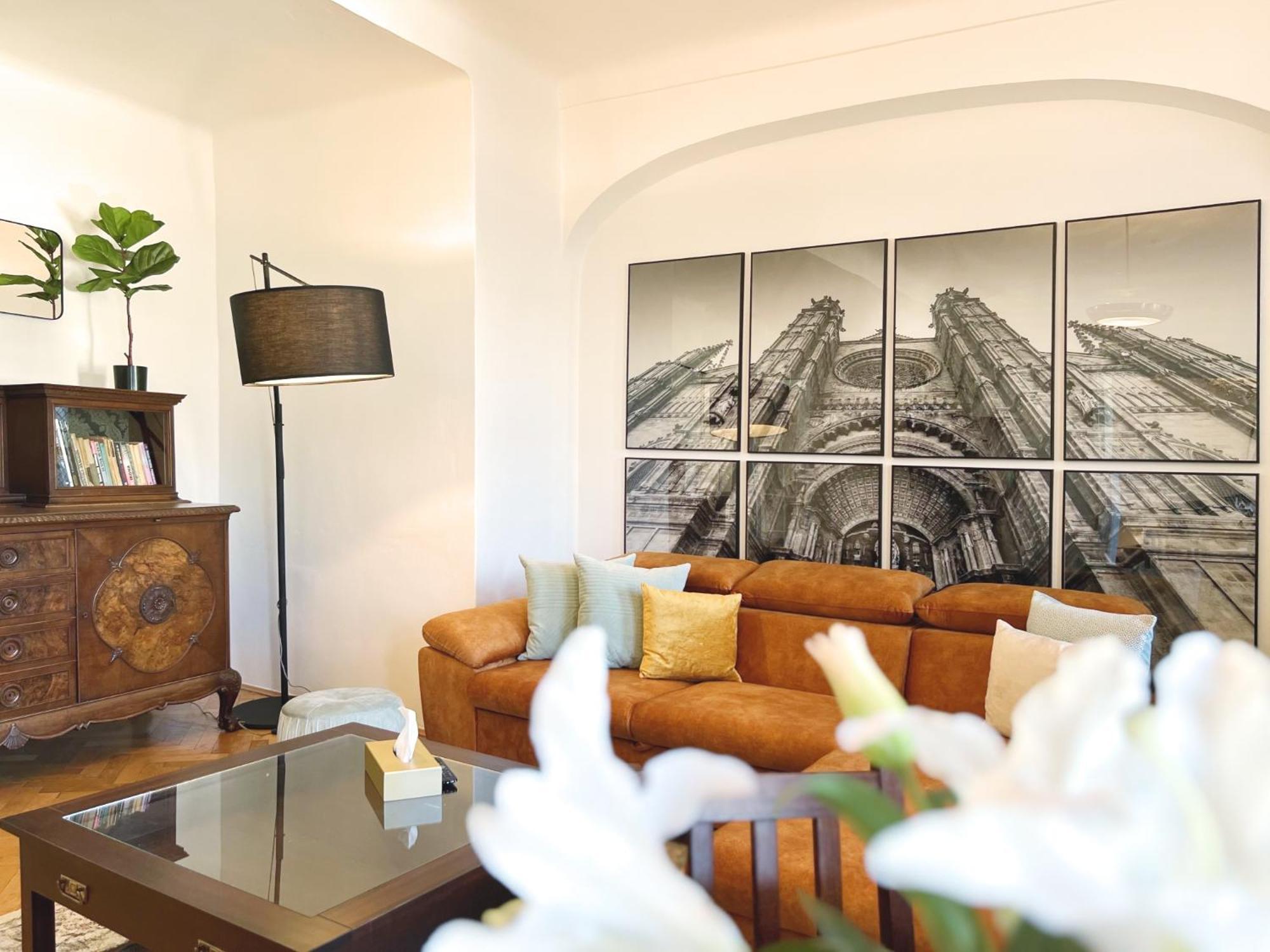 Apartment Charles Bridge Prag